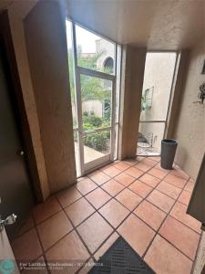 401 SW 86th Ave 103, Pembroke Pines, Florida 33025