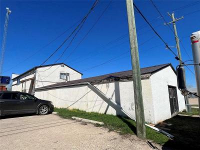 648 Central Avenue, Ste Rose Du Lac, マニトバ R0L 1S0, カナダ