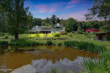 116 Daniels Road, Hawley, Pennsylvania 18428, USA