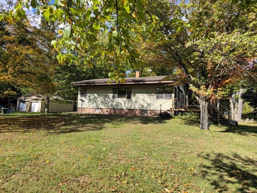 129 E 14 Mile Rd, Dafter, Michigan 49724