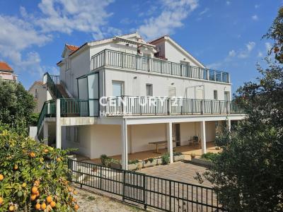 Marina, Vinišće, Na Przystań, Splitsko-dalmatinska Županija 21226, Chorwacja