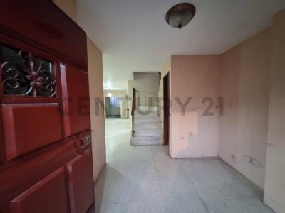 Cdla. Guayacanes s/n, Guayaquil, Guayas 00001, Ecuador