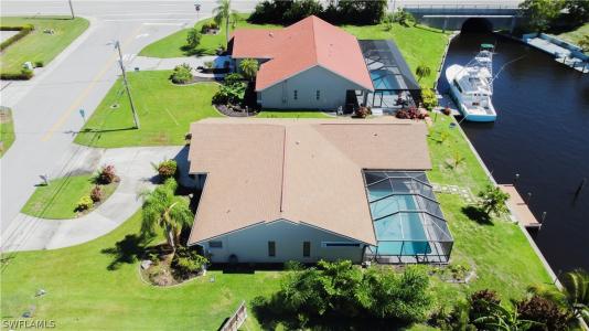 4809 SW 13th Avenue, Cape Coral, Florida 33914