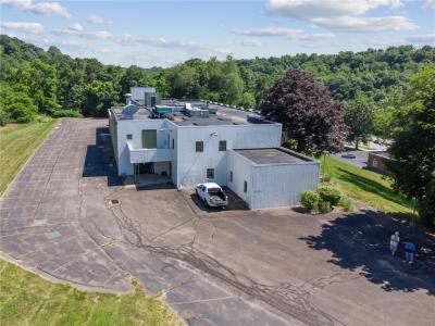 520 Pleasant Valley Rd, Trafford, Pennsylvania 15085, USA
