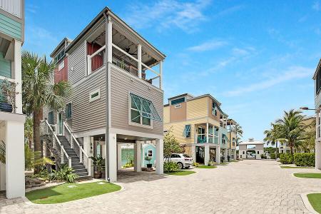 101 11th Street , OCEAN 15, Marathon, Florida 33050, USA