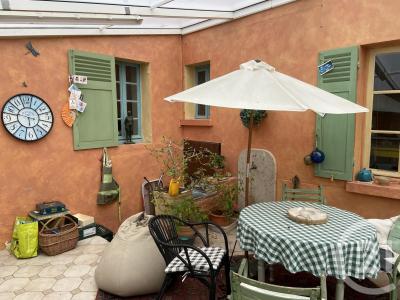 Mont L Eveque, Picardie 60300, צרפת 