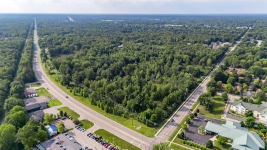 5151 Dublin, Midland, Michigan 48640, USA