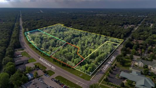 5151 Dublin, Midland, Michigan 48640, USA