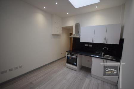 56, New Home, Vương Quốc Anh