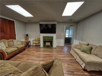 300 4th Street, Elyria, Ohio 44035, USA