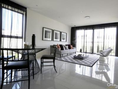 8 Theatre Drive, Benowa, QLD 4217, Australia