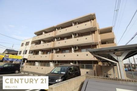 102, 千代田３丁目5-10, DearLife若葉, 坂戸市, Saitama 350-0214, Japão