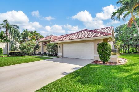 5597 Lake Shore Village Circle, Lake Worth, פלורידה 33463, ארצות הברית של אמריקה