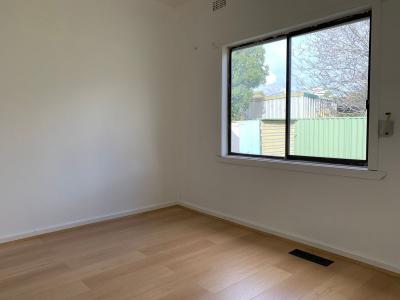 8 Maine Hey Crescent, Springvale, VIC 3171, Австралия