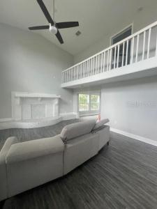 915 C F KINNEY ROAD, Lake Wales, פלורידה 33859, ארצות הברית של אמריקה
