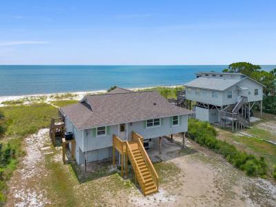 Alligator Point, Florida 32346, USA