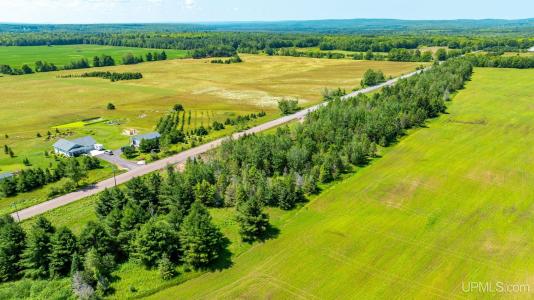 TBD1 Upper Massie, Chassell, Michigan 49916