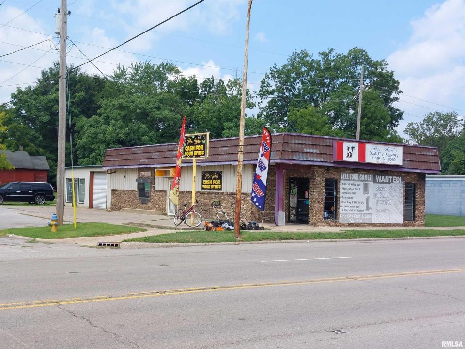 823 S 10TH Street, Mt Vernon, Illinois 62864, États-Unis