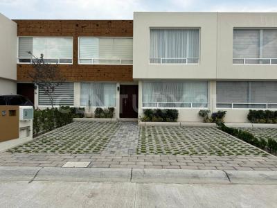 Nueva Granada MZ 16 Casa 16,, Calimaya, Estado De México 52220, México
