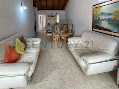 Valle de oro la yunta Casa, San Diego, Carabobo 2006, Venezuela