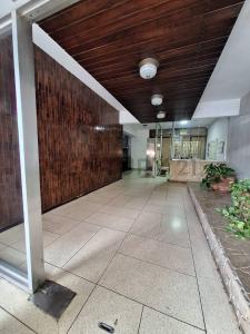 AV BOLIVAR APARTAMENTO, Valencia, Carabobo 2001, Venezuela