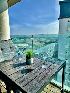 0/1, 196, Ocean Spa Plaza, Ocean Village, Gibraltar