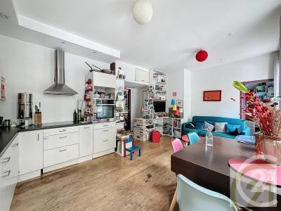 Paris, Île-de-France 75018, Pháp