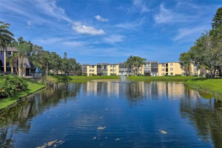 14130 ROSEMARY LANE 2303, LARGO, Floride 33774, États-Unis