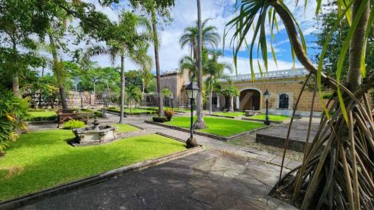 Villa De Álvarez, Colima 28978, Messico
