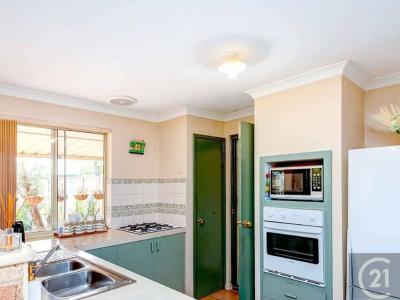 2 Arabian Gardens, Eaton, WA 6232, Australien