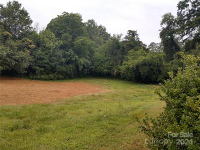1045 Highland Avenue, Salisbury, North Carolina 28144, USA