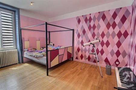 Binas, Centre 41240, France