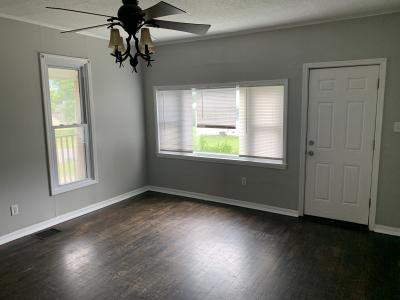 701 E. Cottonwood, Kirksville, Missouri 63501