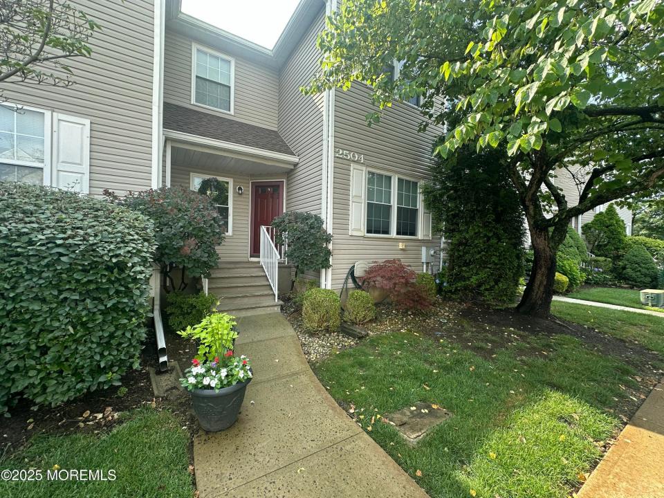 2504 Strawberry Patch Court , Freehold, New Jersey 07728, HOA KỲ