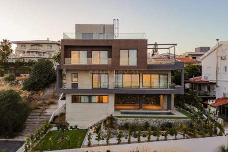 Mesa Geitonia, Chypre