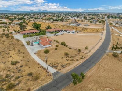 18333 Talisman Street, Hesperia, カリフォルニア 92345, アメリカ合衆国