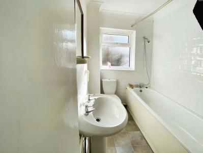Moreton Road North, LUTON, United Kingdom