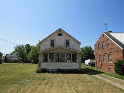 18730 Abby Avenue, Euclid, Ohio 44119, USA