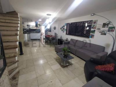 Calle D Casa D16, Guatire, Miranda 1221, 베네수엘라