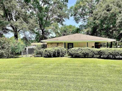 1700 S Tennessee, Crossett, Arkansas 71635