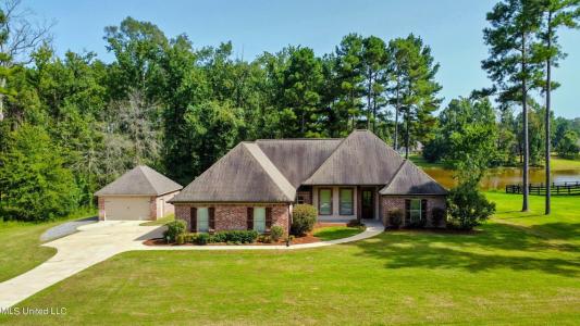 162 View Pointe Drive, Clinton, Mississippi 39056, USA