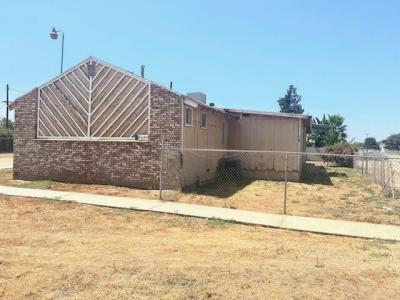 16785 Monroe Road, Tulare, California 93274