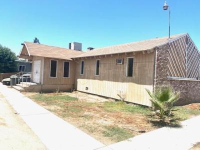 16785 Monroe Road, Tulare, California 93274