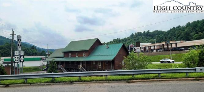 11 Beaver Creek School Road, West Jefferson, NC 28694, USA
