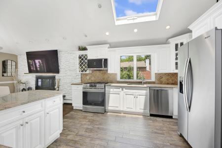 384 N Railroad Ave, Staten Island, 紐約州 10304, 美國