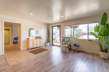 483 Chestnut Street , Fort Bragg, カリフォルニア 95437, アメリカ合衆国