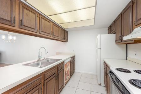3020 Finsterwald Drive 6, Titusville, Flórida 32780, Estados Unidos
