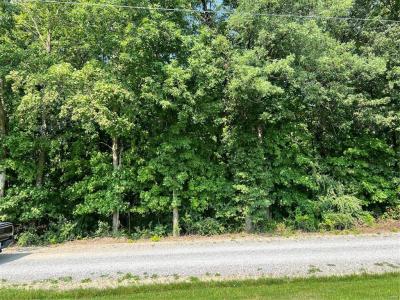 16741 Pawnee Dr, New London, Missouri 63459, USA