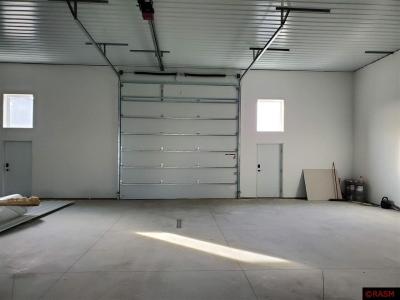 1056-B S Victory Drive, Mankato, Minnesota 56001