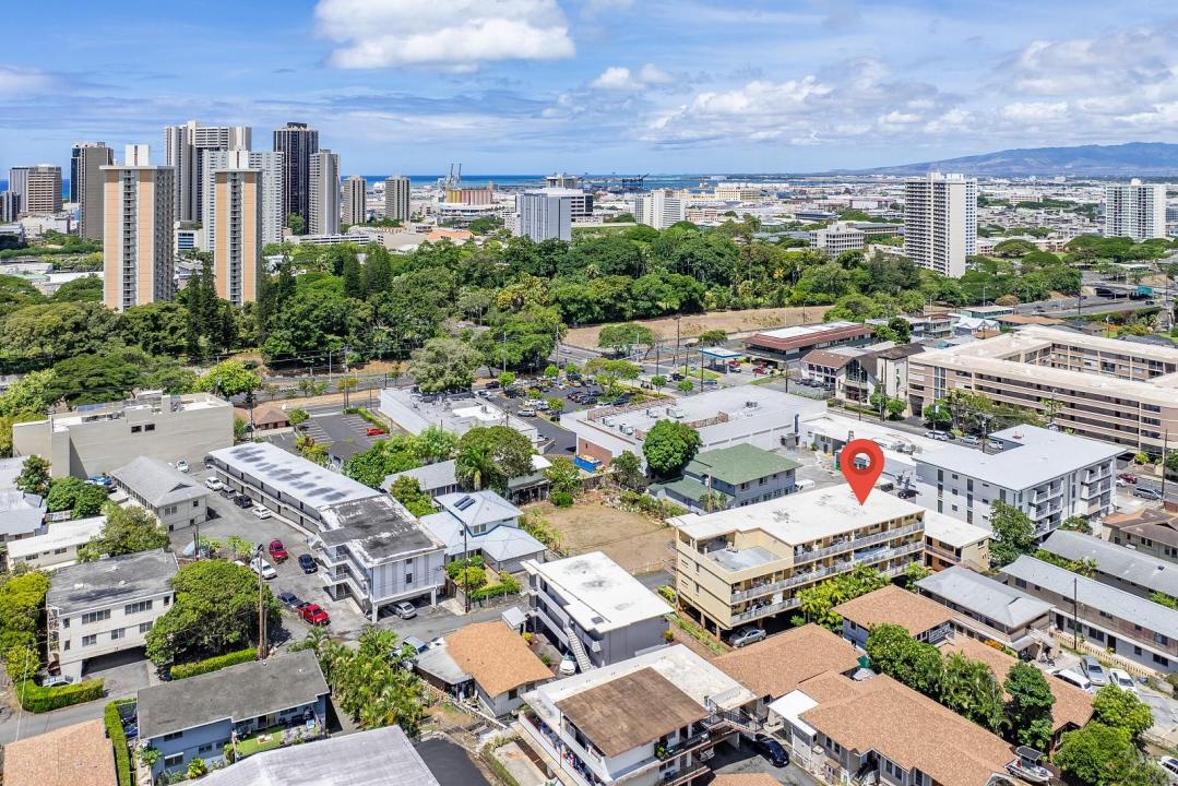 24 Hialoa Street Unit #41, Honolulu, Hawaii 96817